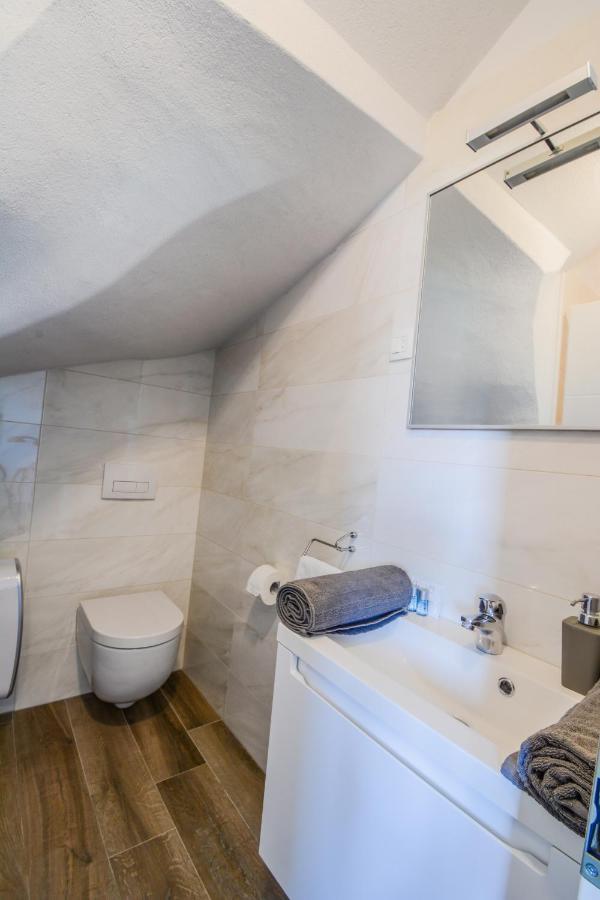Apartment Piccolo For 2 Zadar Bagian luar foto